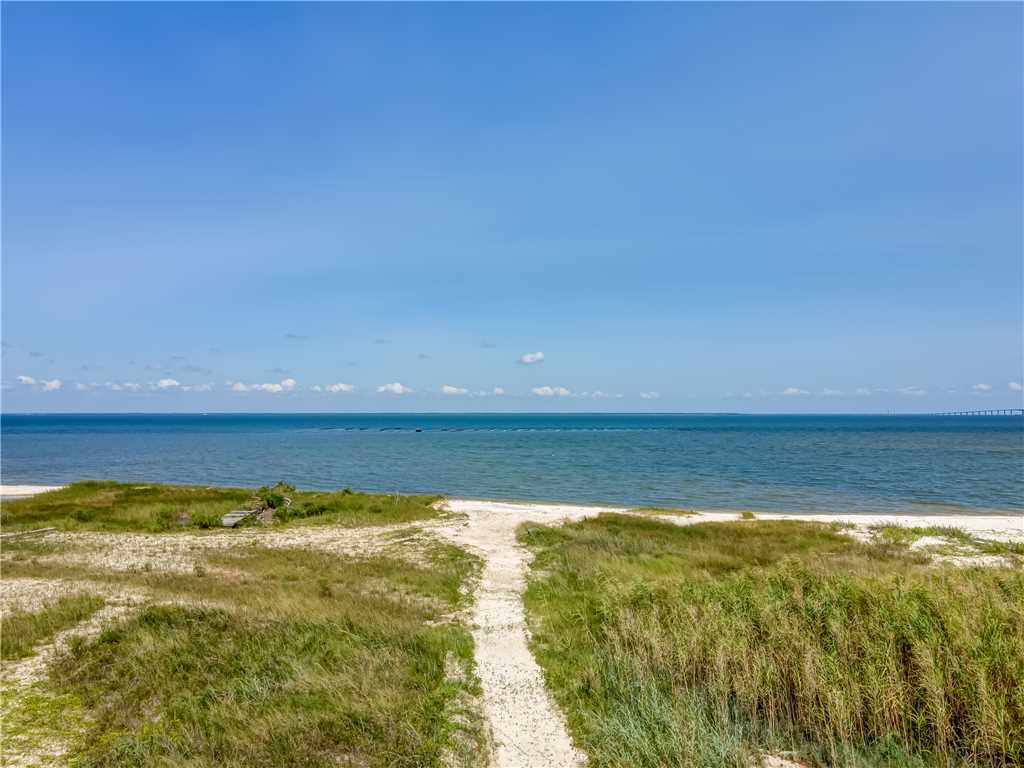 The Blue Crab - Dauphin Island Beach Rentals