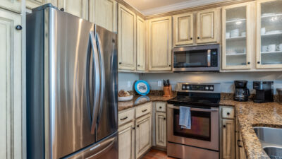 012 Grandma's Condo Kitchen Appliances