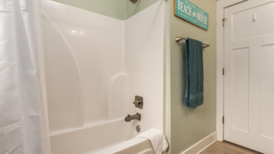 023 Still Waters Common Bathroom with Shower-Tub Combo